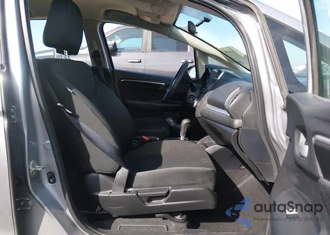 2017 Honda Fit Lx z USA, uszkodzony, nr VIN 3HGGK5H57HM710819